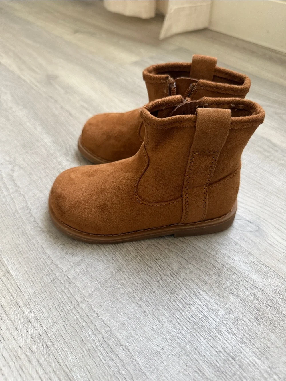 Toddler Boy H&M Kids Suede Ankle Boots in Chestnut Brown